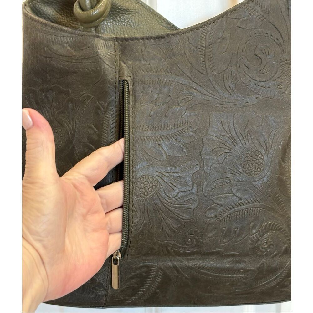 SOLO PERCHE - 🎉HP🎉NWOT "Varese" Tooled Leather Shoulder-to-Backpack/Olive Green - Picture 14 of 16